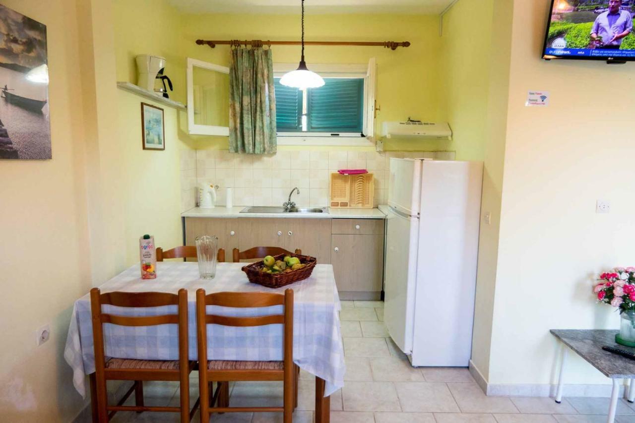 Yiannis Apartments Agios Georgios Pagoi Corfu Agios Georgios Pagon Exteriör bild