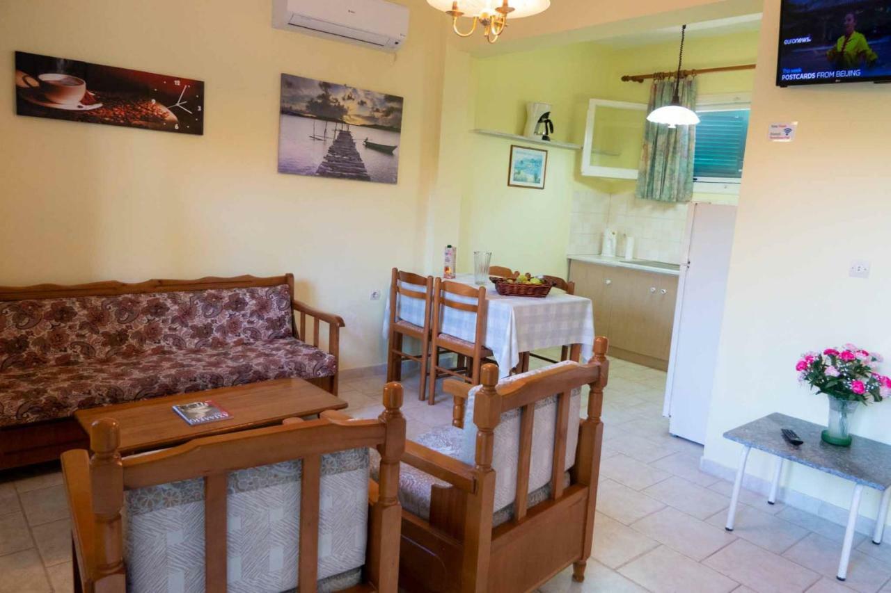 Yiannis Apartments Agios Georgios Pagoi Corfu Agios Georgios Pagon Exteriör bild