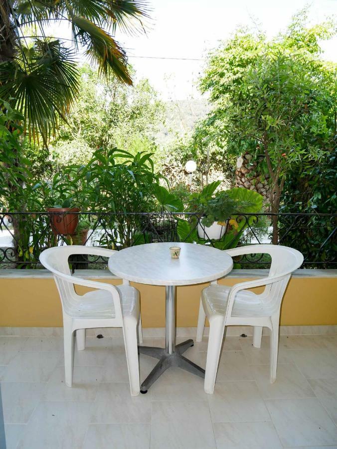 Yiannis Apartments Agios Georgios Pagoi Corfu Agios Georgios Pagon Exteriör bild