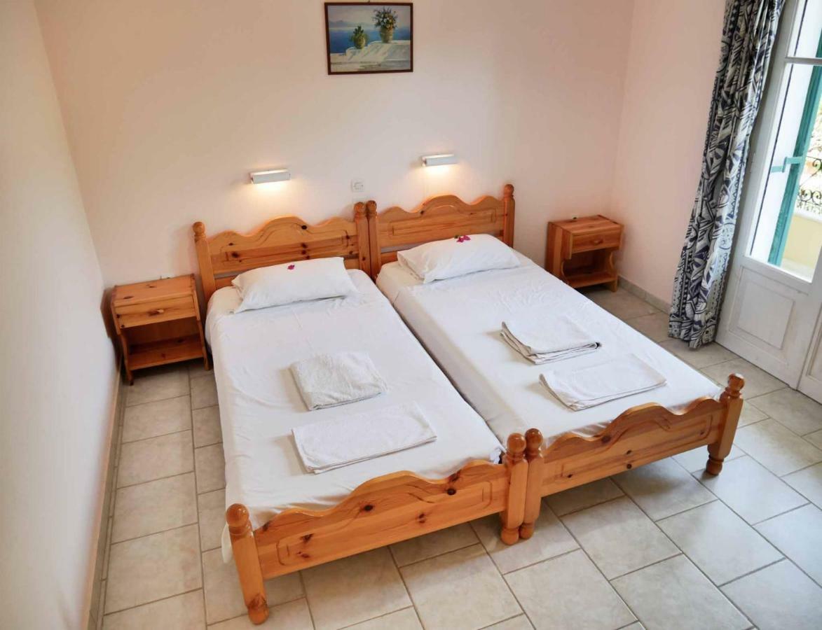Yiannis Apartments Agios Georgios Pagoi Corfu Agios Georgios Pagon Exteriör bild