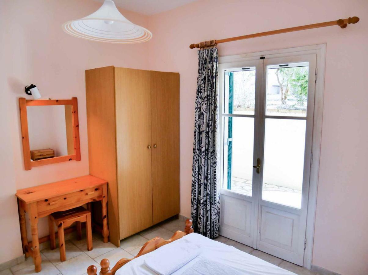 Yiannis Apartments Agios Georgios Pagoi Corfu Agios Georgios Pagon Exteriör bild