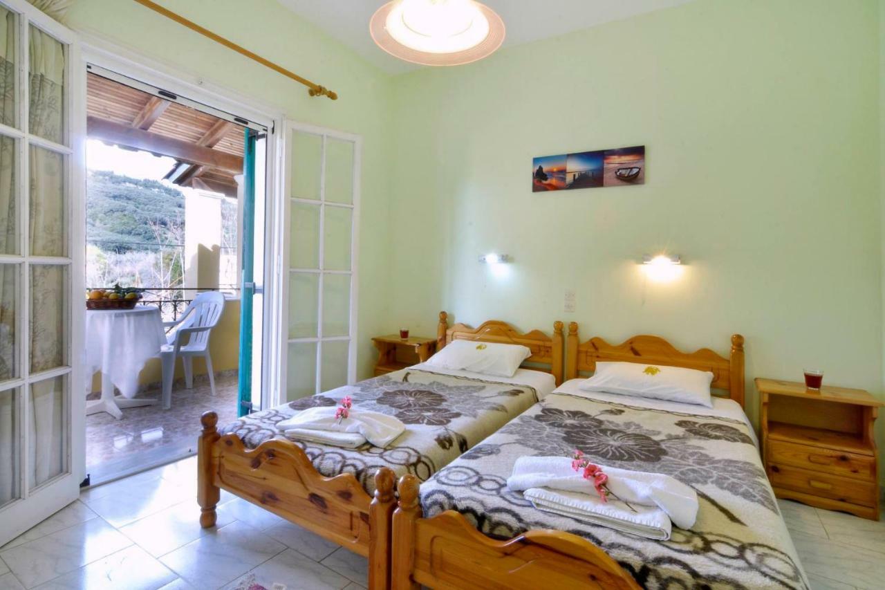 Yiannis Apartments Agios Georgios Pagoi Corfu Agios Georgios Pagon Exteriör bild